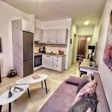 Апартаменты Perseas House