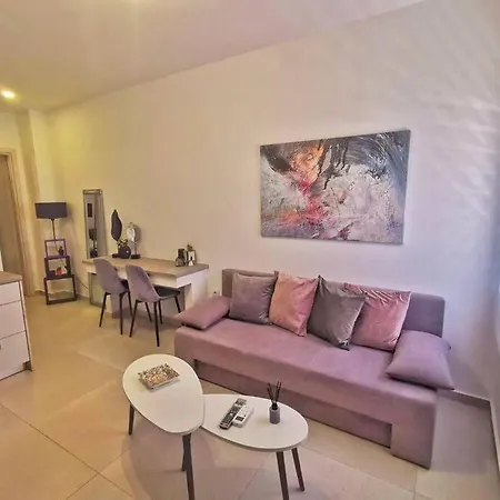 Perseas House *